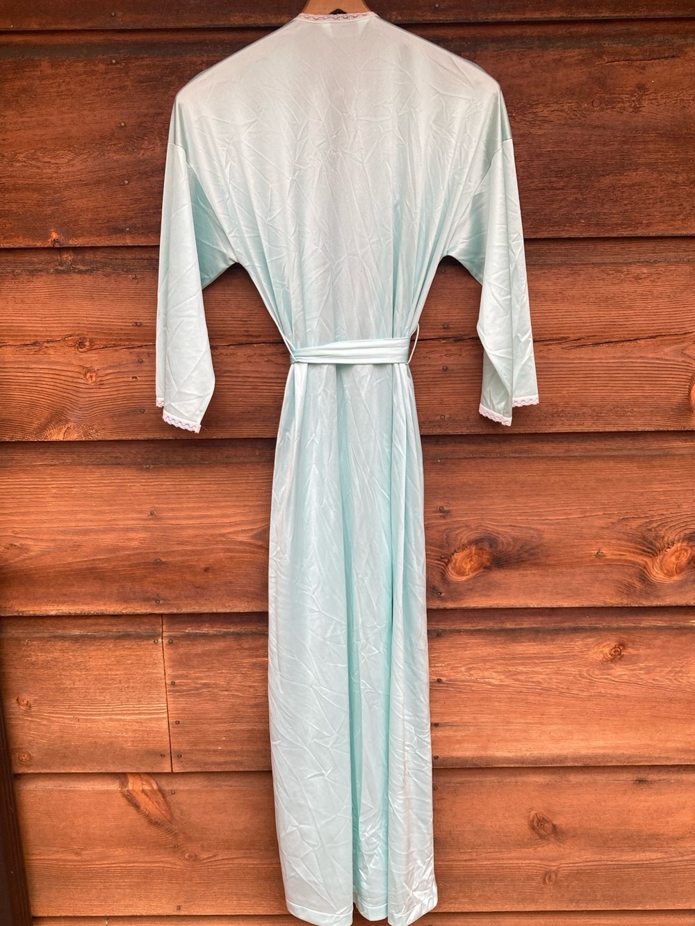Vintage Vanity Robe - Picture 6 of 7